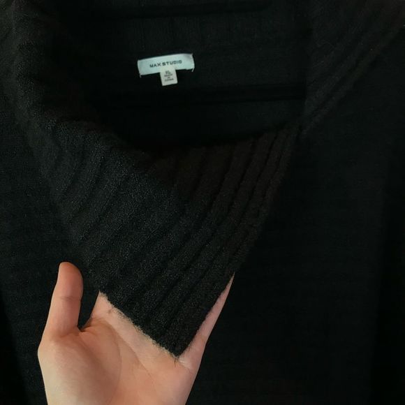 Max Studio Black Tunic Sweater, Super Soft, Stretchy, size XL - Picture 8 of 13